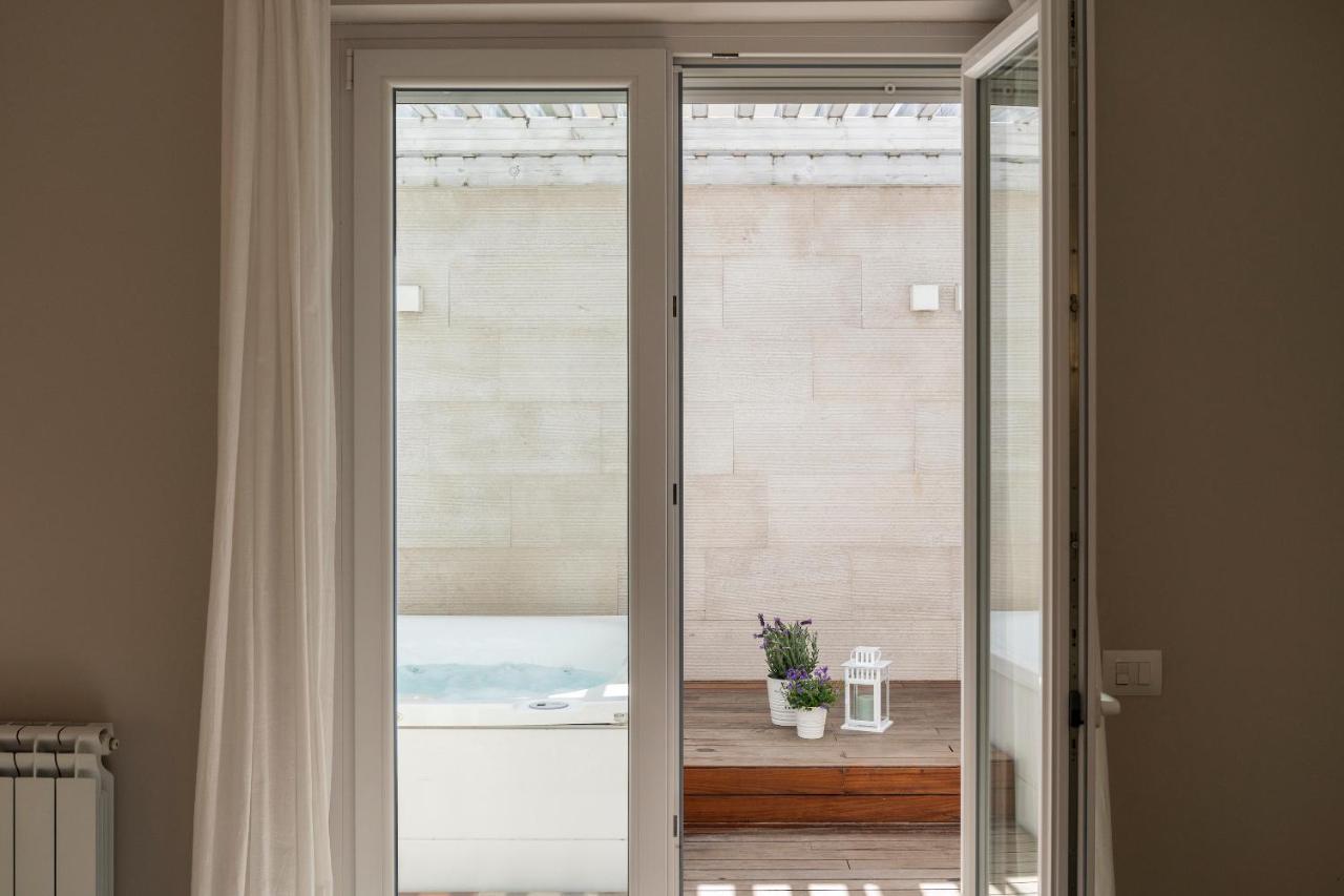 San Vito Luxury Accomodation โปลีญาโนอามาเร ภายนอก รูปภาพ