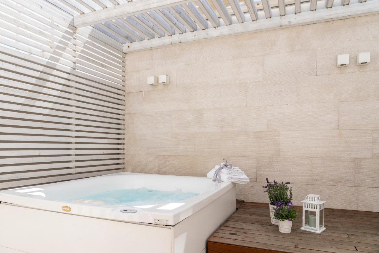 San Vito Luxury Accomodation โปลีญาโนอามาเร ภายนอก รูปภาพ